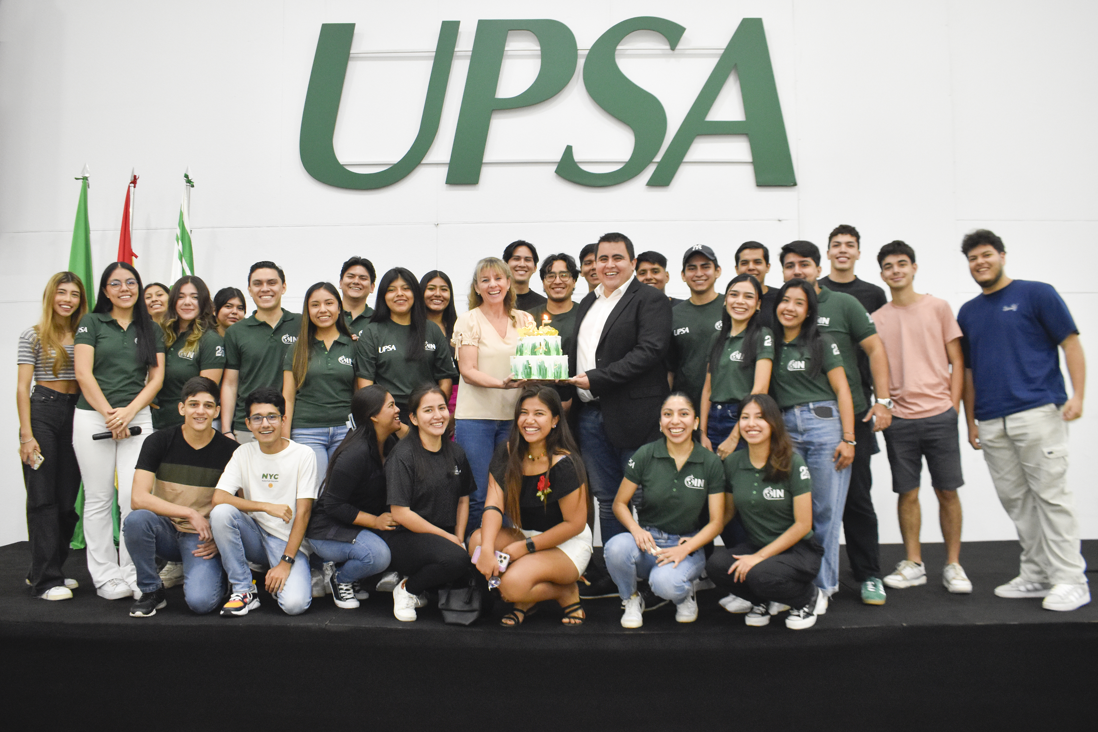 La carrera de Comercio Internacional organiza importantes actividades académicas en torno a sus 25 años