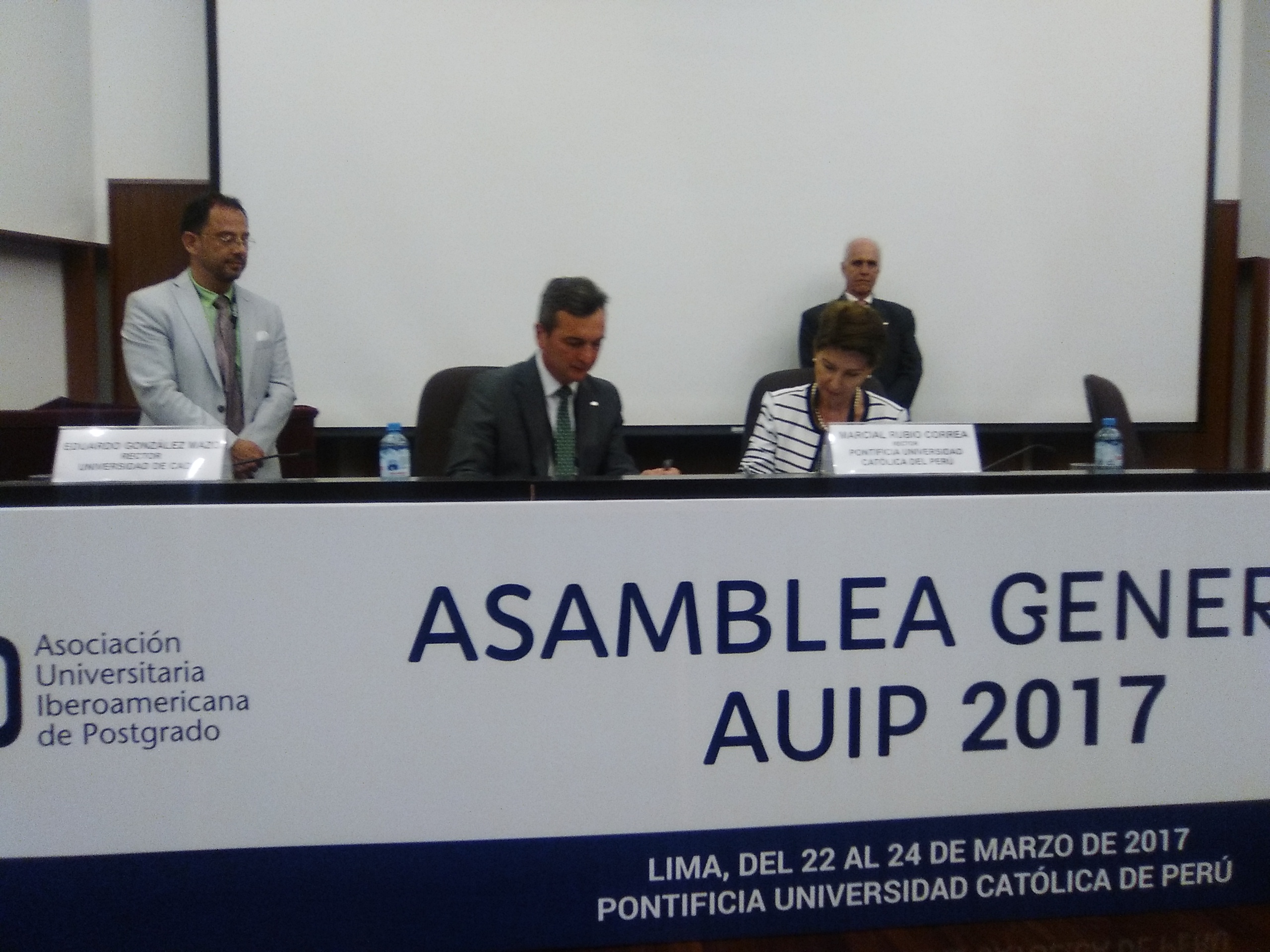 Firma de convenio con la Universidad de Cádiz