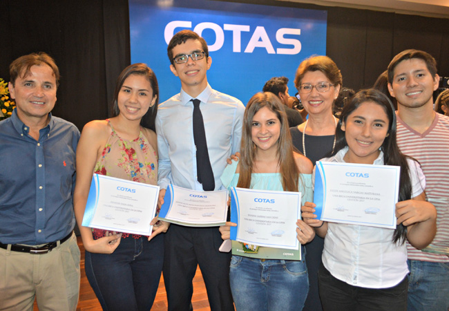 UPSA APOYA PROGRAMA DE BECAS COTAS